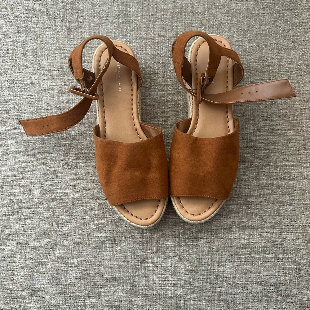 American Eagle Outfitters Brown Sandals Minimalist Leather Design